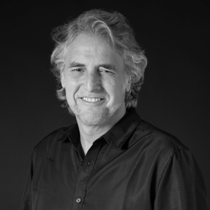 Las megafusiones y la IA sacuden el tablero de los holdings